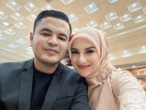 irish-bella-dampingi-haldy-sabri-pantau-proyek-kompak-dan-sukses-bersama